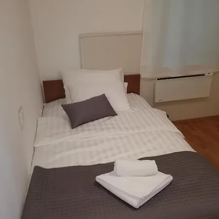 Apartmaji Z Fizine Appartamento Portorose