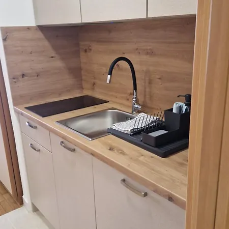 Appartamento Apartmaji Z Fizine Portorose